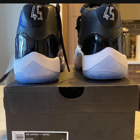 Space Jams Size 7 - Picture 2 of 4